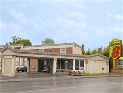 Super 8 By Wyndham Kingston Exterior foto